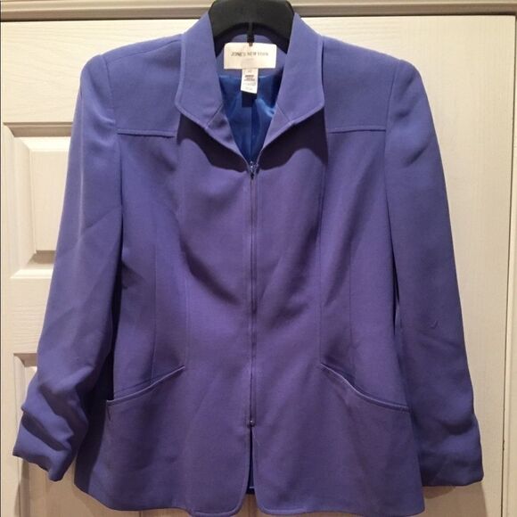 Jones New York Suit - Picture 1 of 8